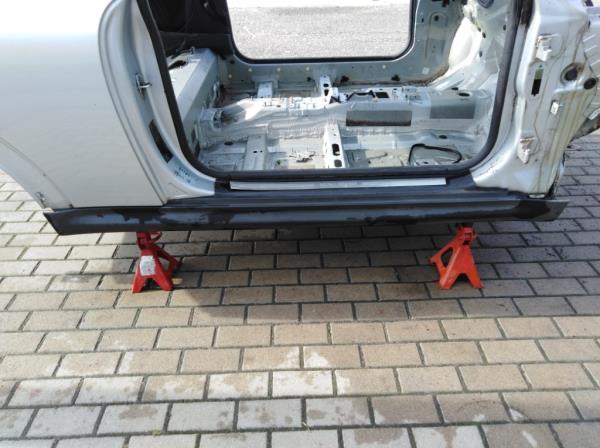 Mini cooper jobb k�sz�bspoiler  foto