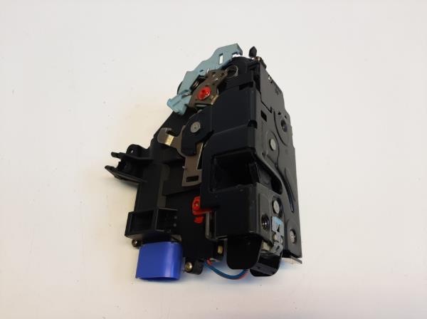 VW Golf V jobb els� ajt�z�r (3D1837016) foto