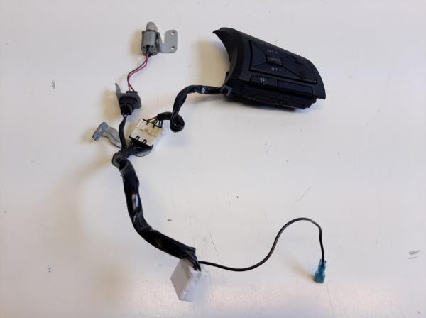 Nissan Micra jobb multikorm�ny kapcsol�  foto