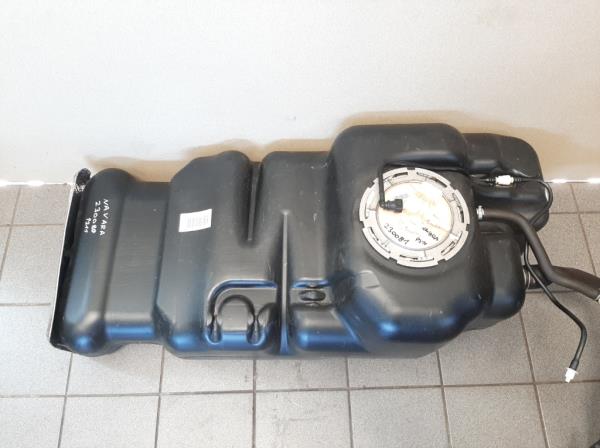 Nissan Navara zemanyag tank (172015JU0A) foto