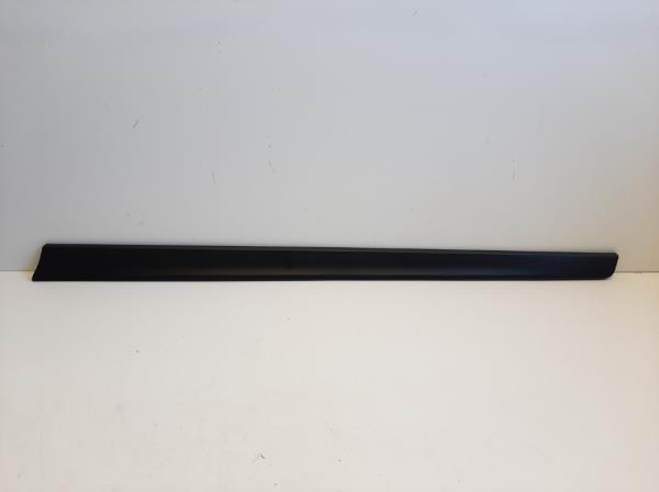 Nissan X-trail jobb els� ajt� d�szl�c (808764CE0A) foto