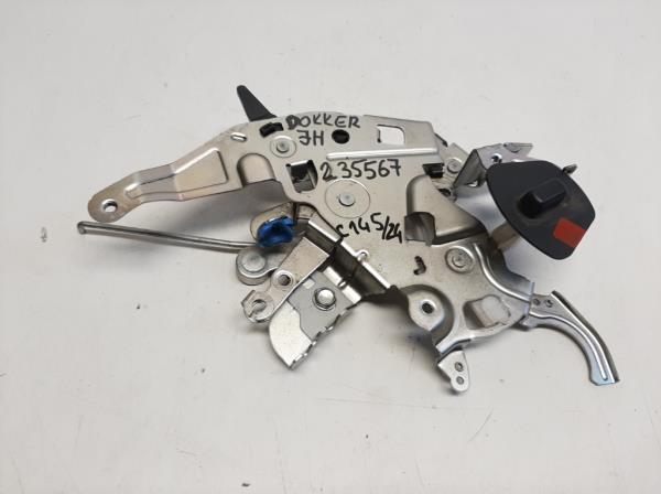 Dacia Dokker jobb h�ts� ajt�z�r  foto