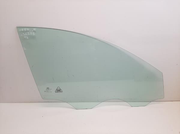 Kia Ceed jobb els� ajt� �veg lej�r�  foto