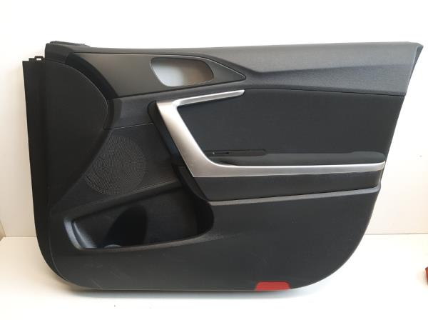 Kia Ceed jobb els� ajt�k�rpit  foto