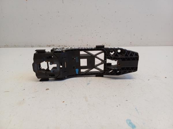 VW Tiguan jobb h�ts� kilincsf�szek (5N0839685H) foto