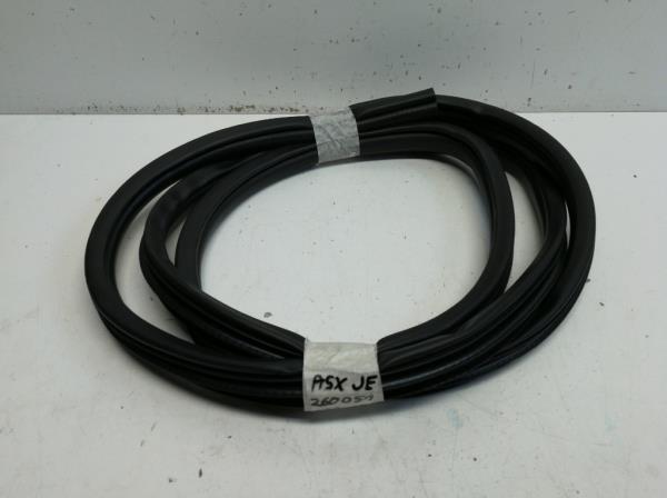 Mitsubishi Asx jobb els� ajt� k�dergumi  foto