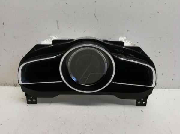 Mazda 3 kilom�ter �ra (LRBSS7B) foto