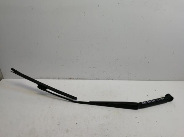 Nissan Leaf jobb els� ablakt�rl� kar  foto