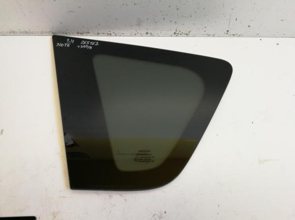 Nissan Note bal h�ts� oldalfal �veg  foto