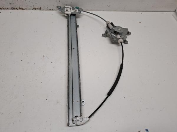 Nissan NV200 jobb els� Ablakemel� szerkezet elektromos  foto