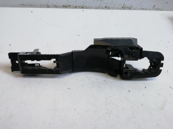 Nissan Leaf bal els� kilincsf�szek  foto