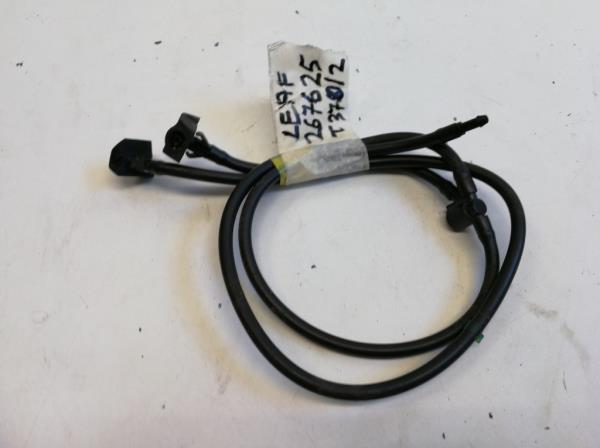 Nissan Leaf els� sz�lv�d�mos� f�v�ka  foto