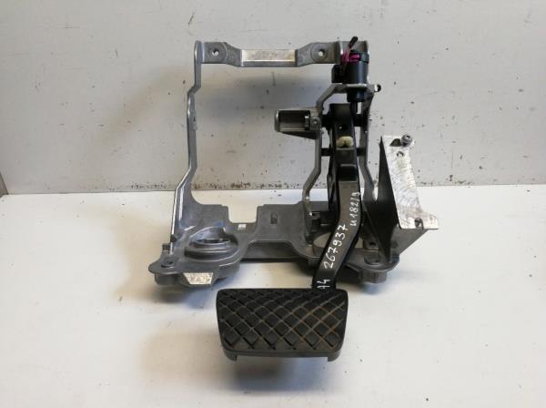 Audi A4 f�kped�l (4H1723140A) foto