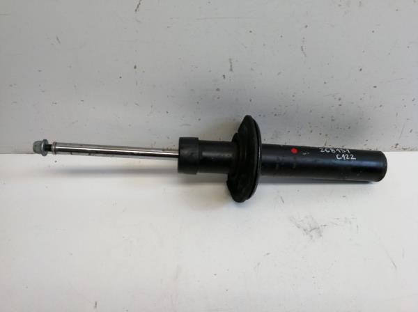 Audi A4 jobb els� leng�scsillap�t� (8K0031CB) foto