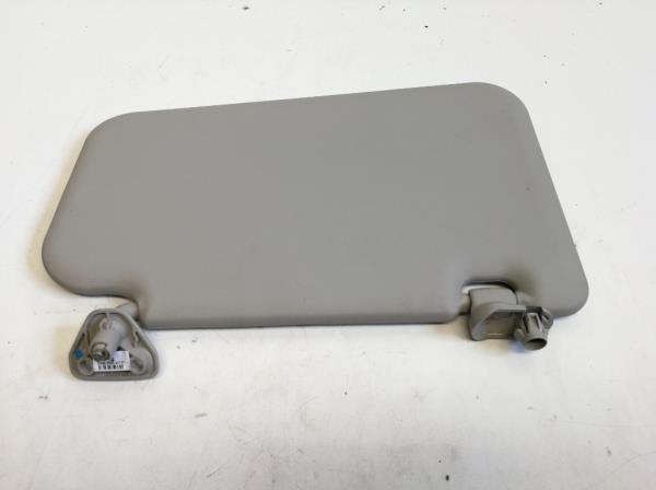 Nissan Leaf bal els� napellenz�  foto