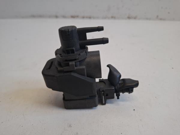 Nissan X-trail turb� v�kumszelep (149567097R) foto