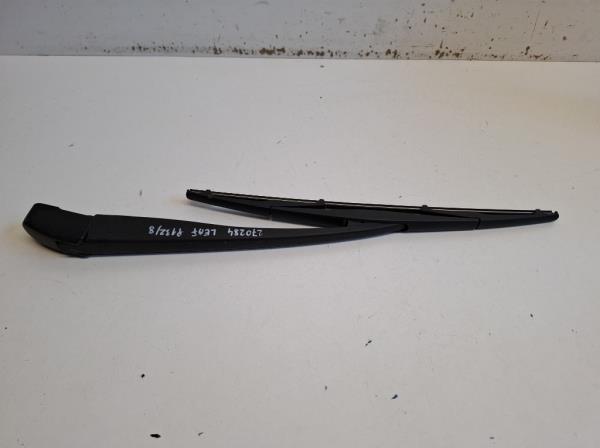 Nissan Leaf h�ts� ablakt�rl� kar  foto