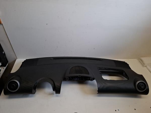 Toyota Aygo m�szerfal p�rna  foto