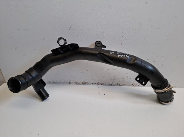 Audi A3 turb�cs� (5N0145840G) foto