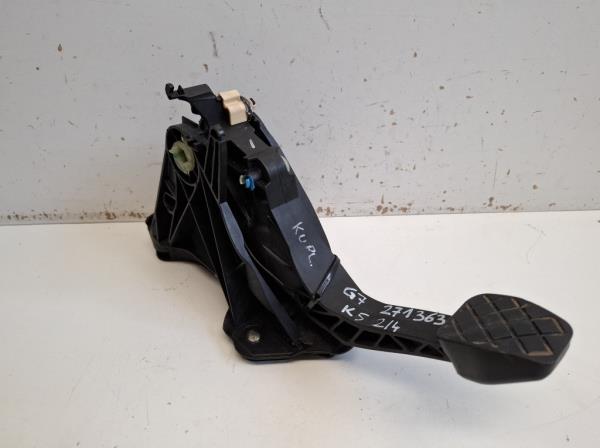 VW Golf VII kuplungped�l (5Q1721059CP) foto