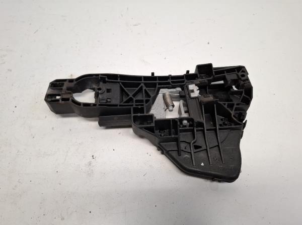 Mercedes A169 bal h�ts� kilincsf�szek (A1697600334) foto