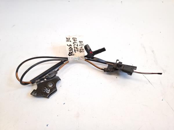 Toyota prius bal els� abs jelad� (8954347030) foto