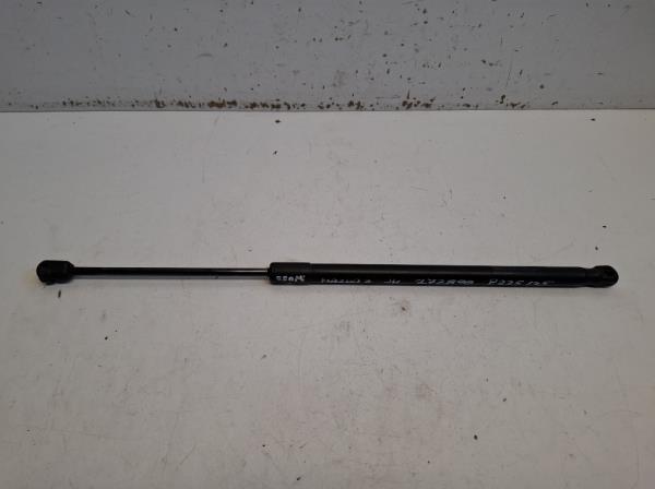 Mazda 2 jobb h�ts� csomagt�rajt� teleszk�p (D65162620) foto