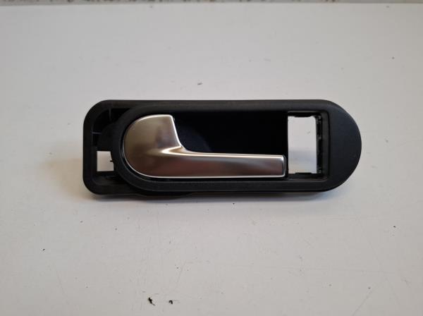 VW Golf plus bal els� bels� kilincs (5M0837113B) foto