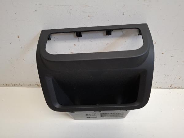 VW Golf plus f�t�skapcsol�keret (5M0819422) foto