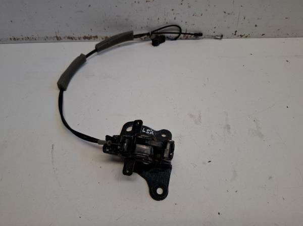 Nissan Navara jobb h�ts� ajt�z�r  foto