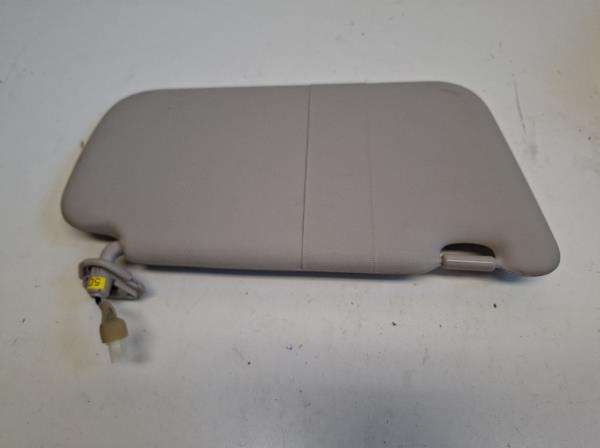 Nissan Leaf bal els� napellenz�  foto