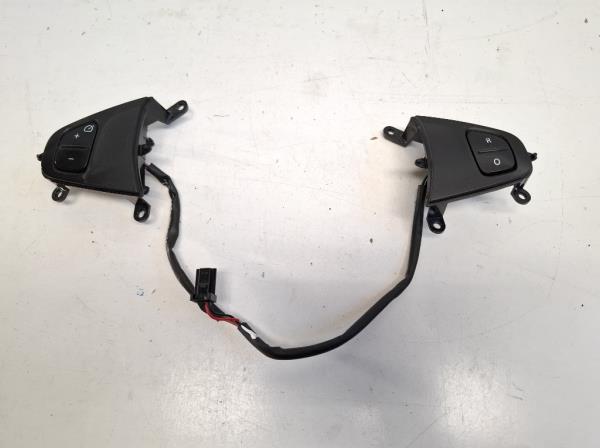 Renault Captur p�r multikorm�ny kapcsol�  foto