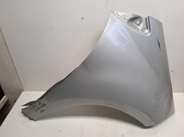 Mercedes A169 jobb els� s�rv�d�  foto