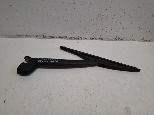 Fiat 500 h�ts� ablakt�rl� kar  foto