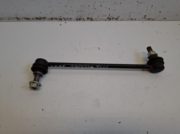 Nissan Leaf els� stabiliz�tor  foto