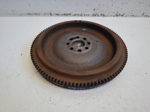 Toyota Yaris lend�t�ker�k egyt�meg�  foto