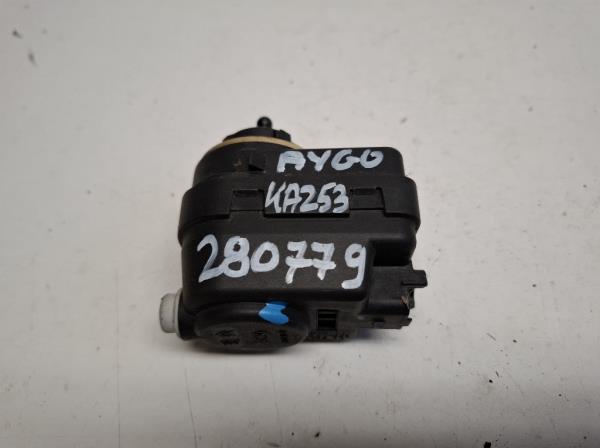 Toyota Aygo fnyszr llt motor  foto