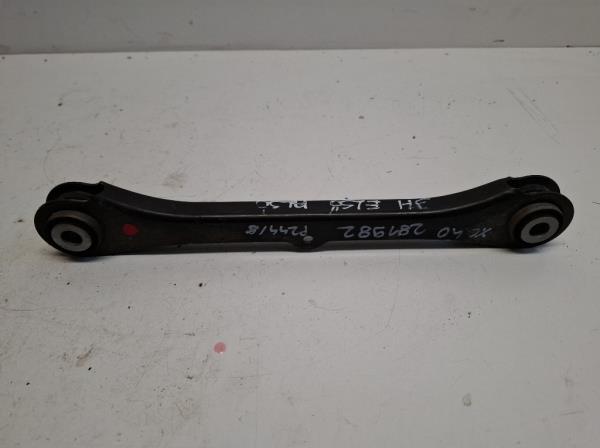 Volvo XC40 jobb h�ts� als� els� leng�kar (32221140) foto