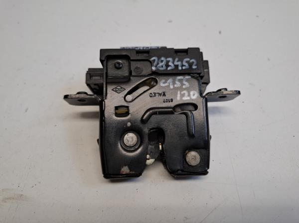 Nissan Qashqai csomagt�rajt�z�r (9050AV70B) foto