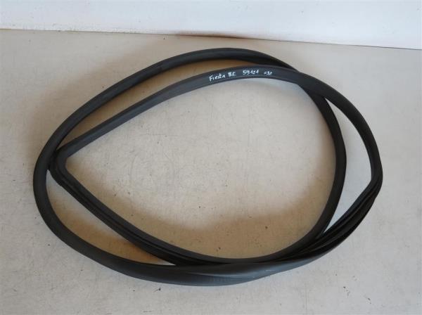 Ford Fiesta bal els� ajt� k�dergumi  foto